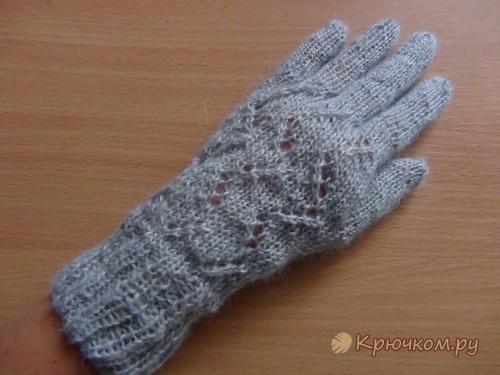 Ажурные перчатки спицами